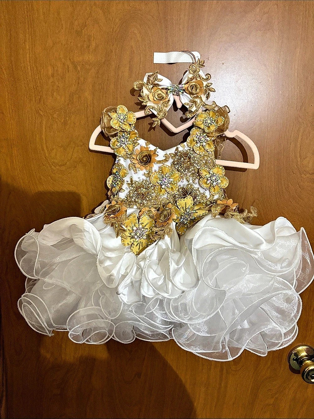 Cupcake pageant dress Dress in White & Gold 6-12 months